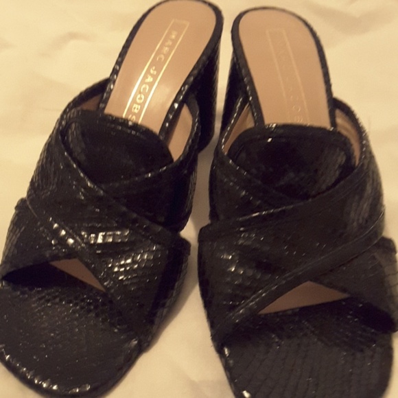 Marc Jacobs black sandals!! Excellent condition! - Picture 3 of 4